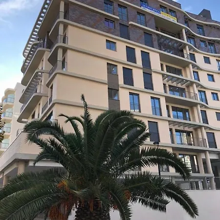 Isea Penthouse Апартаменты *