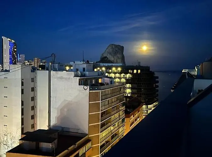 Isea Penthouse 公寓 *