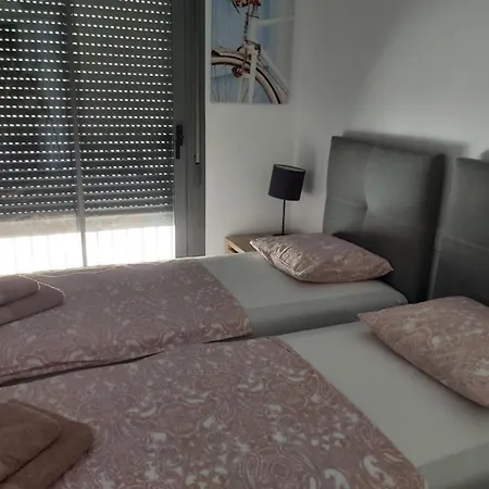 Isea Penthouse *