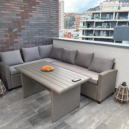 Апартаменты Isea Penthouse